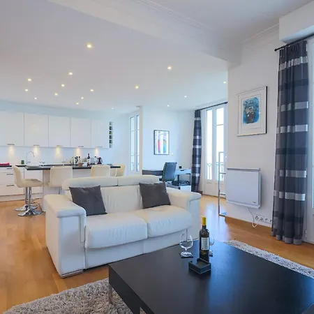 Sea View Large 2 Bdr Promenade Des Apartamento Niza