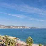 Апартаменты Sea View Large 2 Bdr Promenade Des *